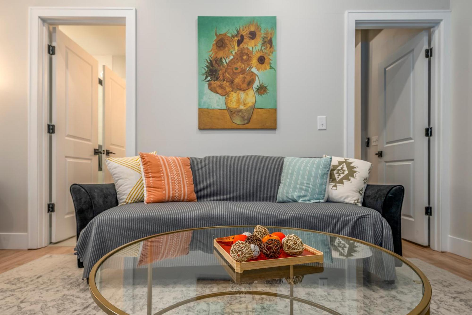 Prime Otr, 3 Lux Queen Beds, Two 55In Tvs, Steps To Tql, Findlay Market, Light Rail, Fast Wifi Cincinnati Buitenkant foto