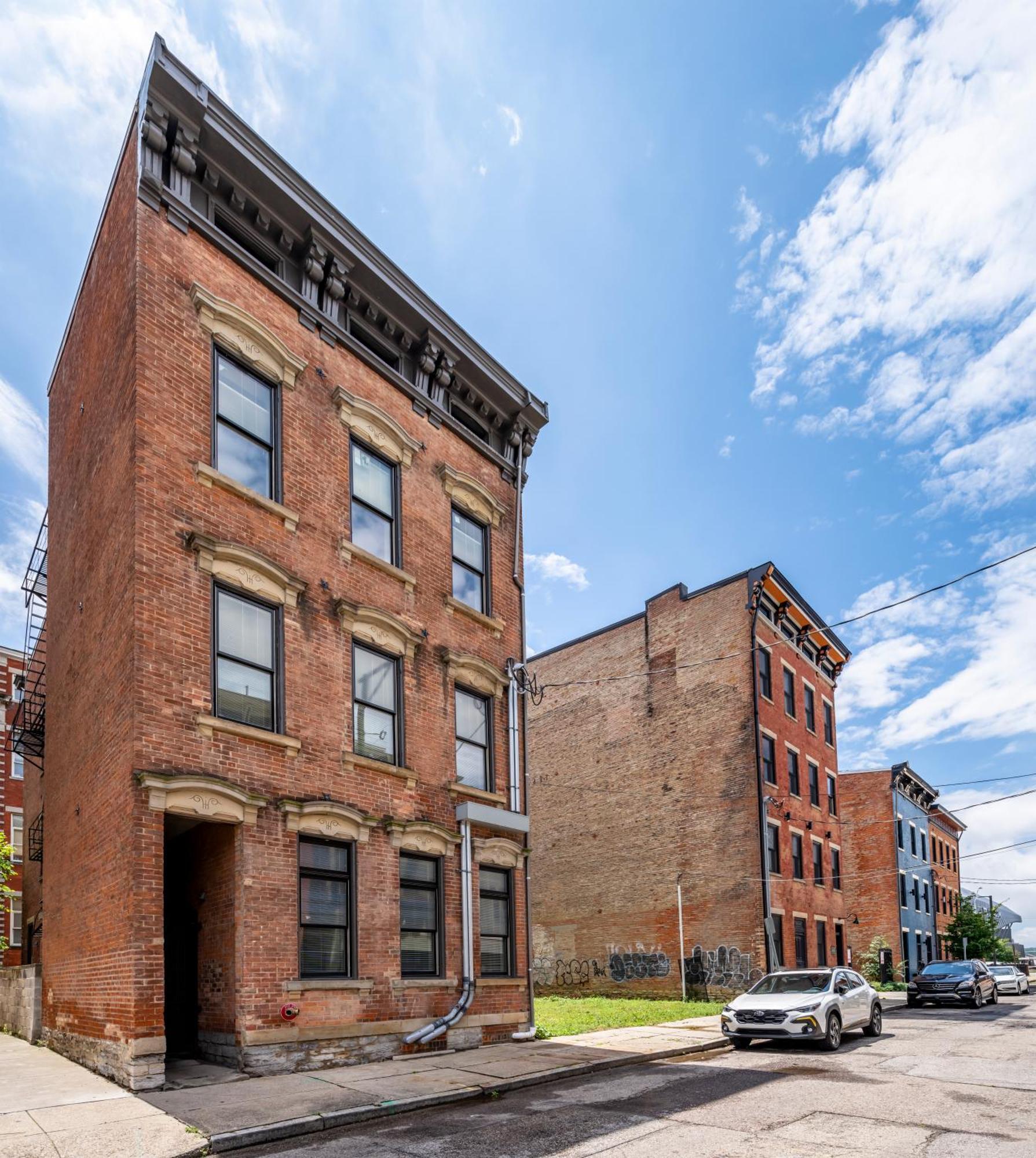 Prime Otr, 3 Lux Queen Beds, Two 55In Tvs, Steps To Tql, Findlay Market, Light Rail, Fast Wifi Cincinnati Buitenkant foto